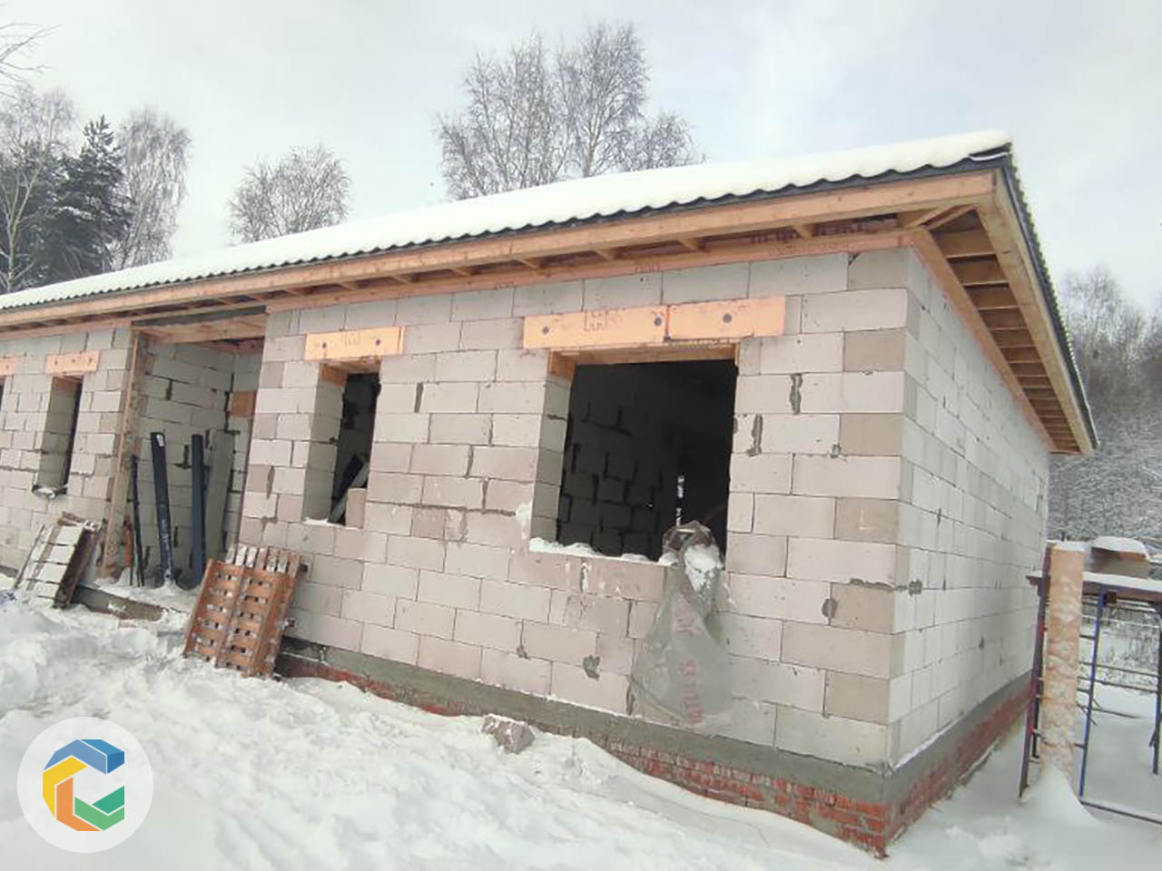 Возведение стен из пеноблока в деревне Мерлеево
